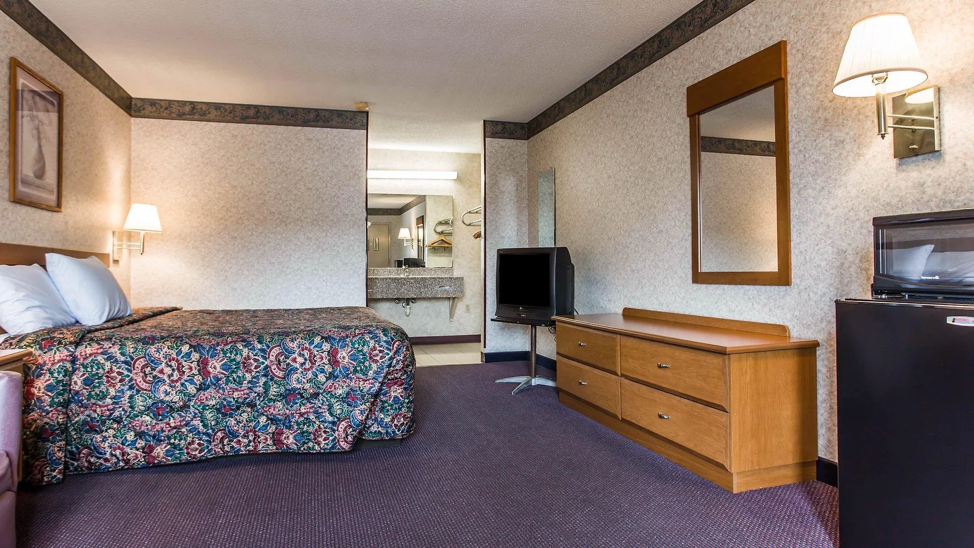 Rodeway Inn University Area Charlotte